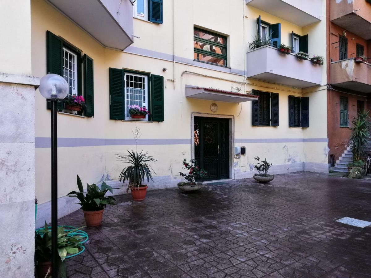 Garbatella'S In Rome Roma Exterior foto